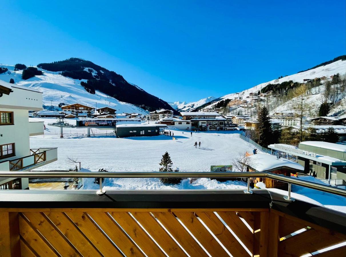 Wellness- Und Familienhotel Egger Saalbach-Hinterglemm Exterior photo