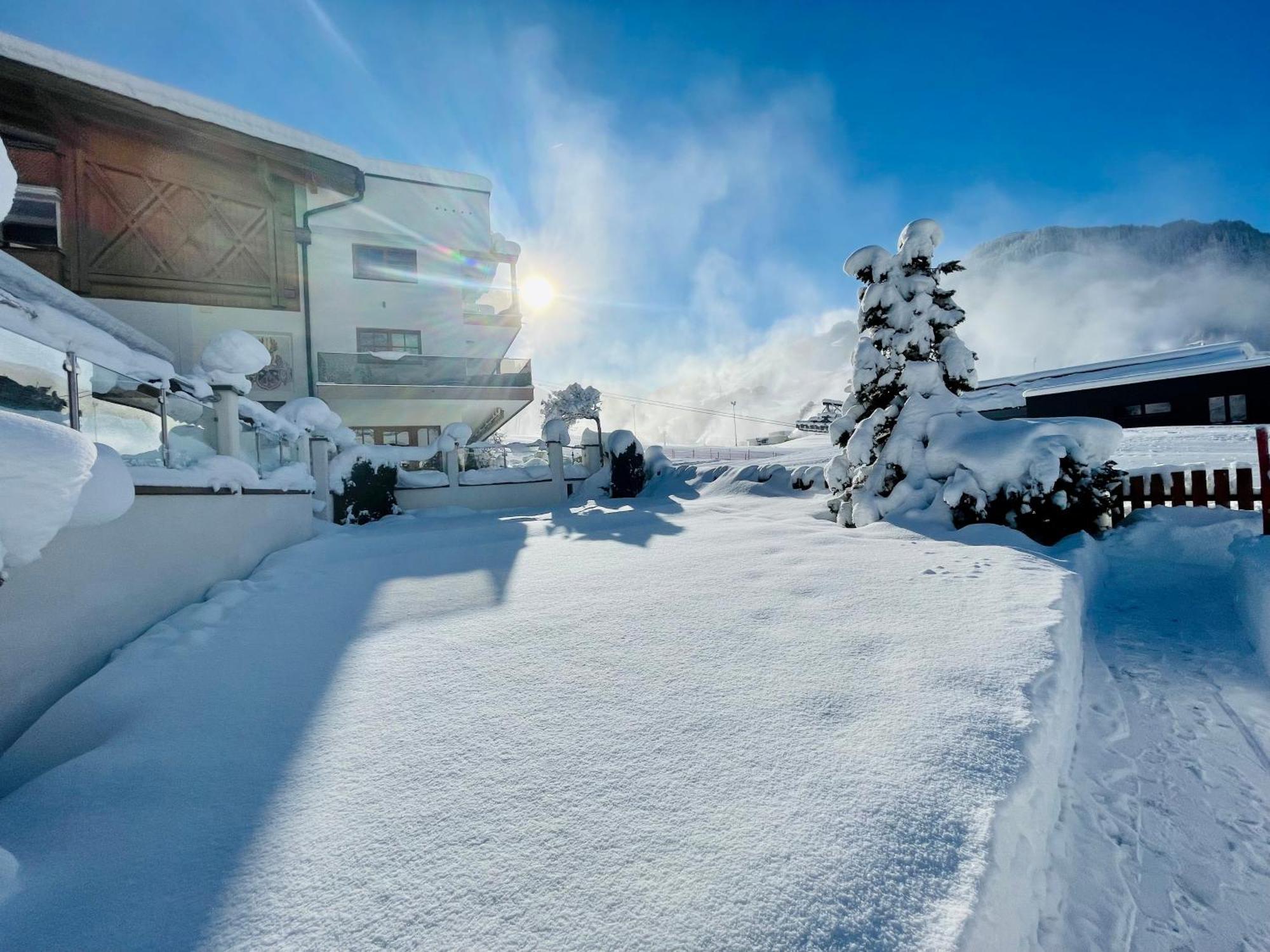 Wellness- Und Familienhotel Egger Saalbach-Hinterglemm Exterior photo