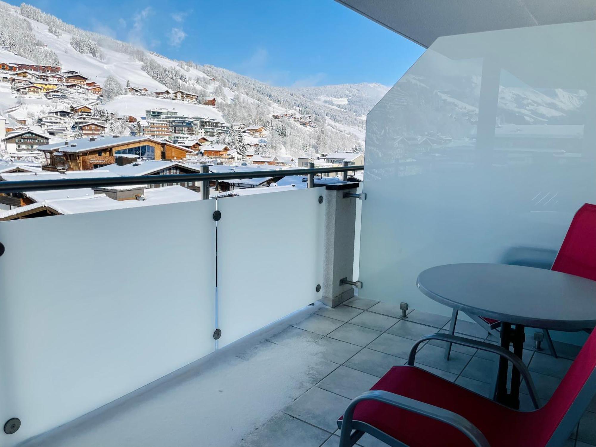 Wellness- Und Familienhotel Egger Saalbach-Hinterglemm Exterior photo