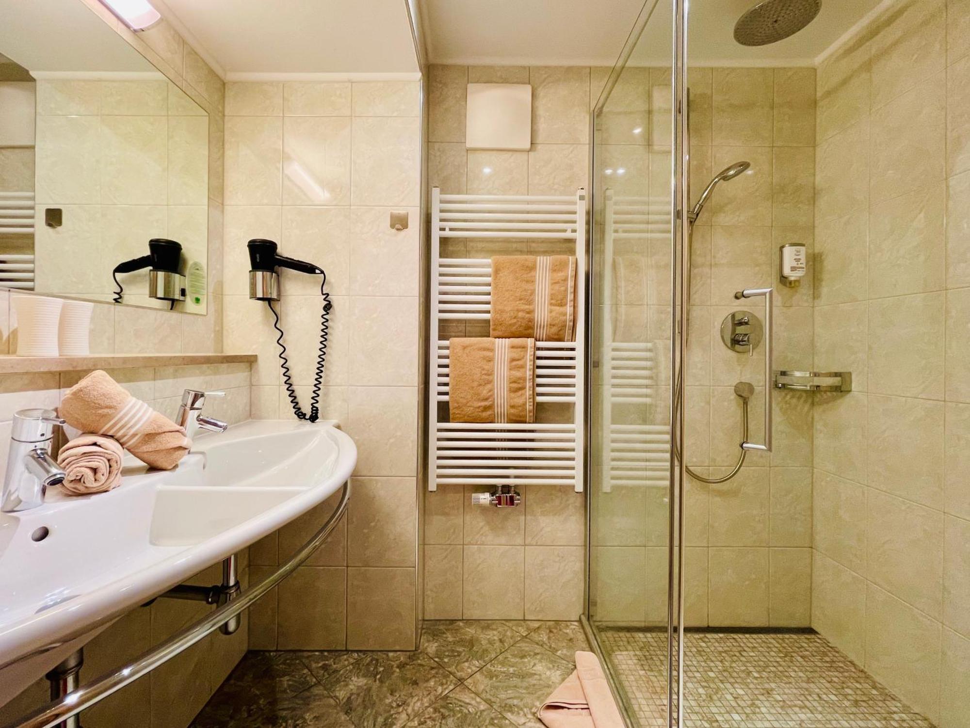 Wellness- Und Familienhotel Egger Saalbach-Hinterglemm Exterior photo