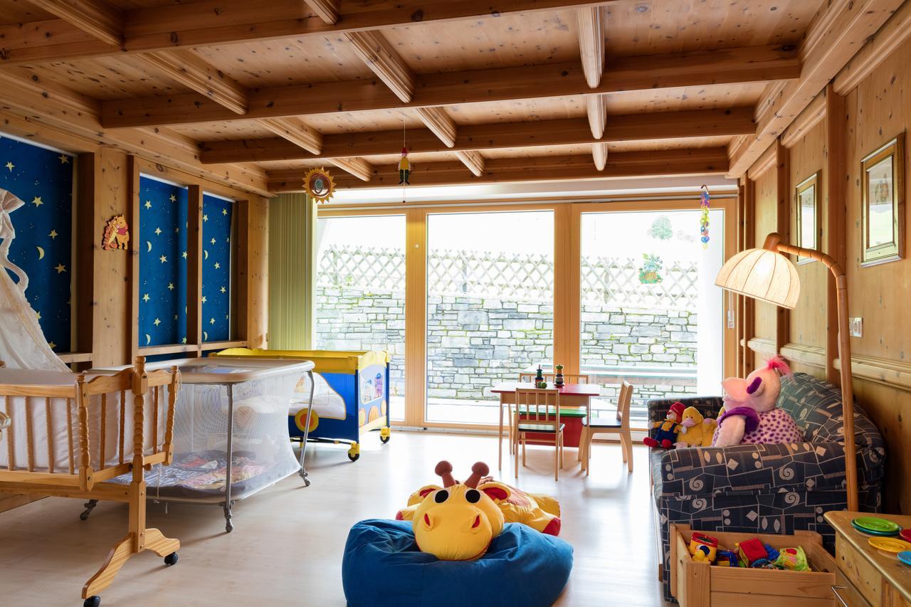 Wellness- Und Familienhotel Egger Saalbach-Hinterglemm Exterior photo